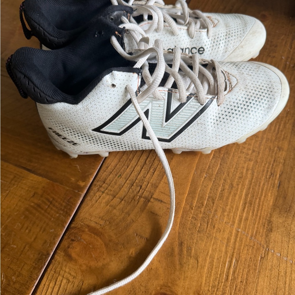 New Balance Kids White Lacrosse Cleats
